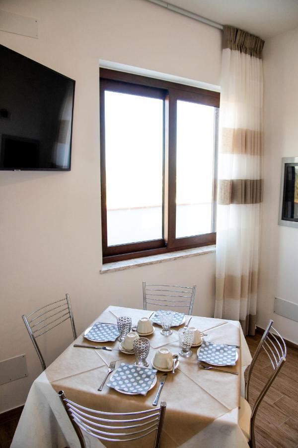 Bed & Breakfast Binario Nove E Tre Quarti